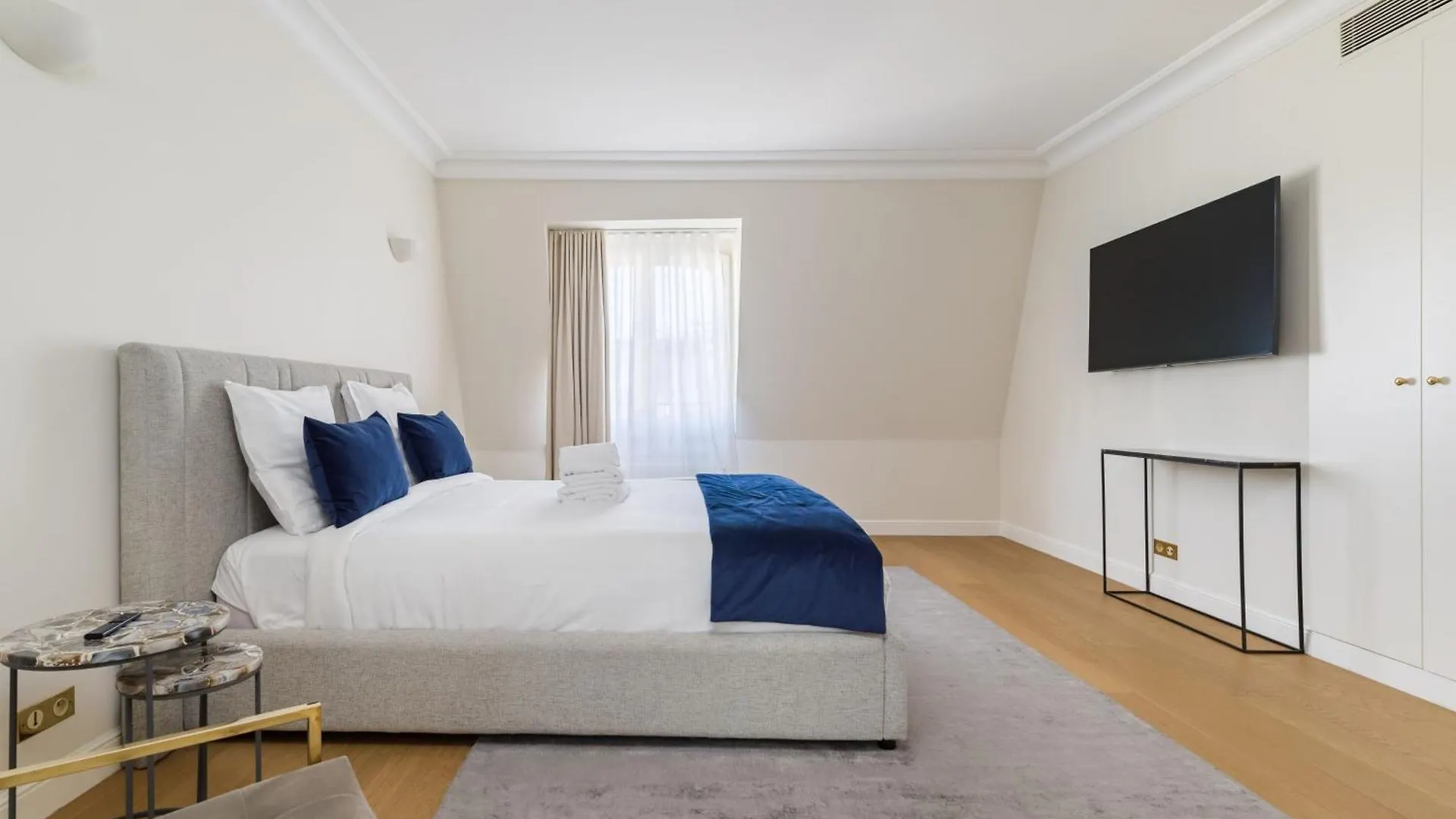 Luxury Apartments - Avenue Montaigne Párizs