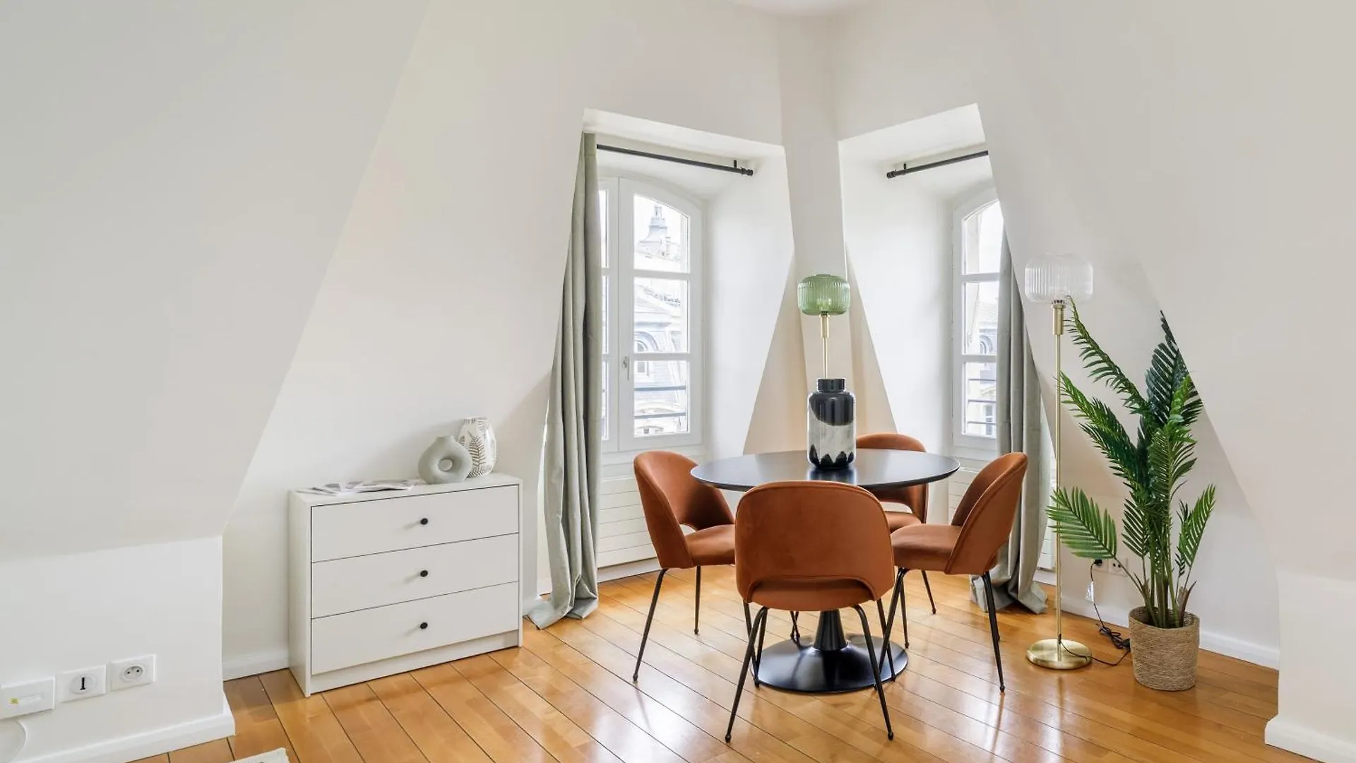 Luxury Apartments - Avenue Montaigne Párizs